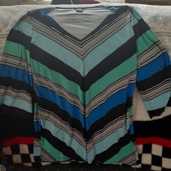 "V" striped tunic - Picture 1 of 2